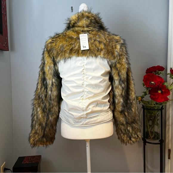 NEW Blanc Noir Faux Fur Reversible Puffer Winter Apres Ski Jacket Natural M NWT - Picture 4 of 16